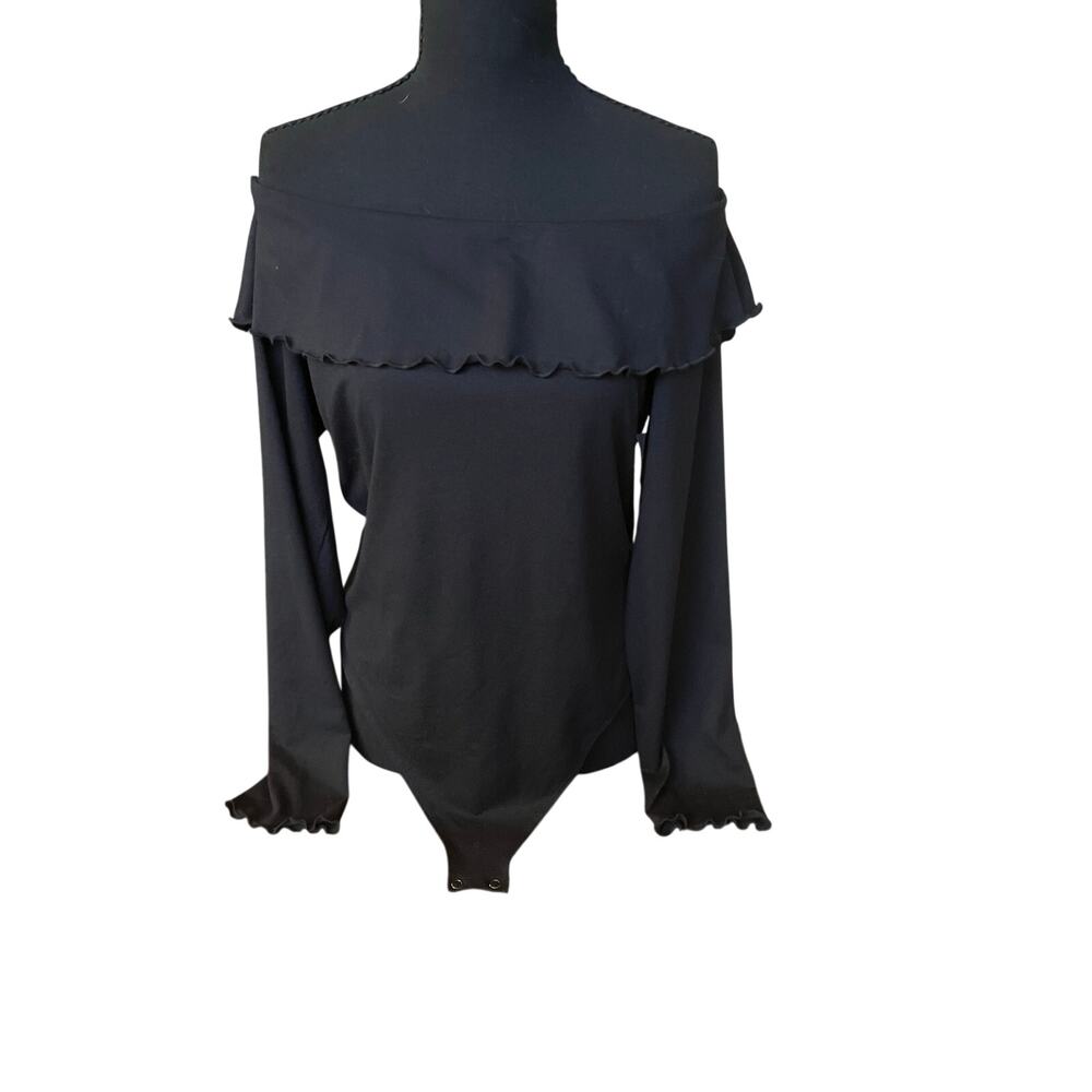 American Eagle Off the Shoulder Bodysuit With Ruffles